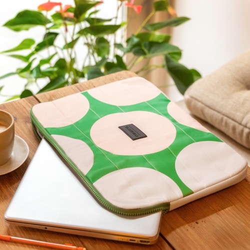 Helio Ferretti | Spotty Laptop Case | Green