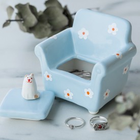 Helio Ferretti | Trinket Box | Floral Sofa Cat