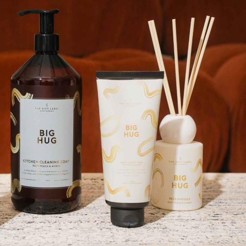 The Gift Label | Reed Diffuser | Big Hug | Rosy Peach & Amber | 100ml