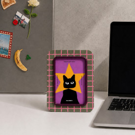 Helio Ferretti | Photo Frame | Stripe Superstar Cat