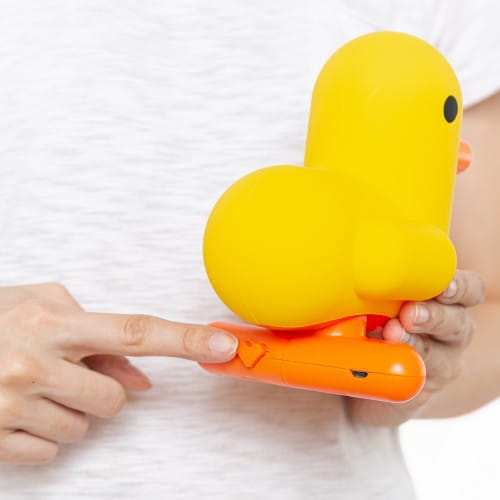 Canar Duck & Heart Bright Yellow LED Mood Light